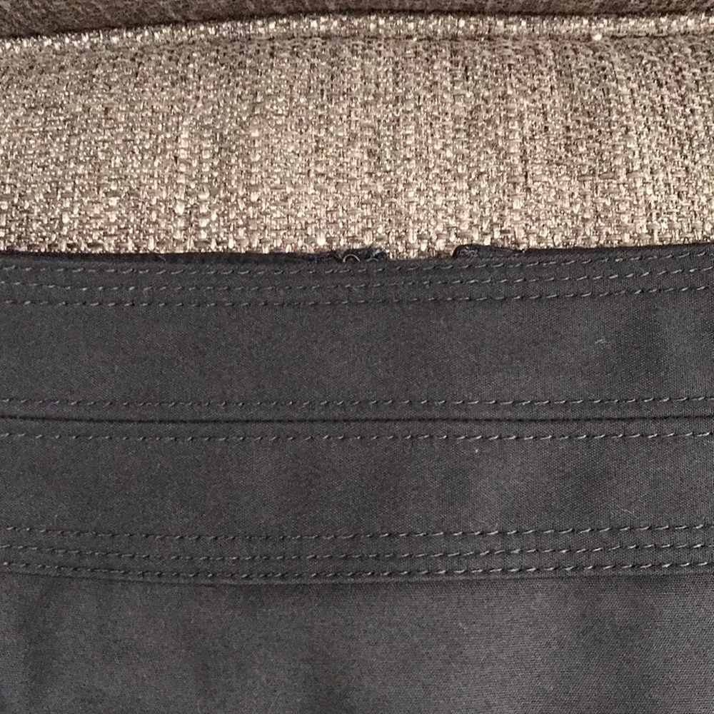 WHBM Fitted Black Skirt Size 4 - Picture 2 of 9